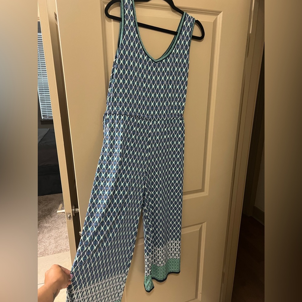 Beautiful and comfy wide leg jumpsuit - Picture 2 of 3